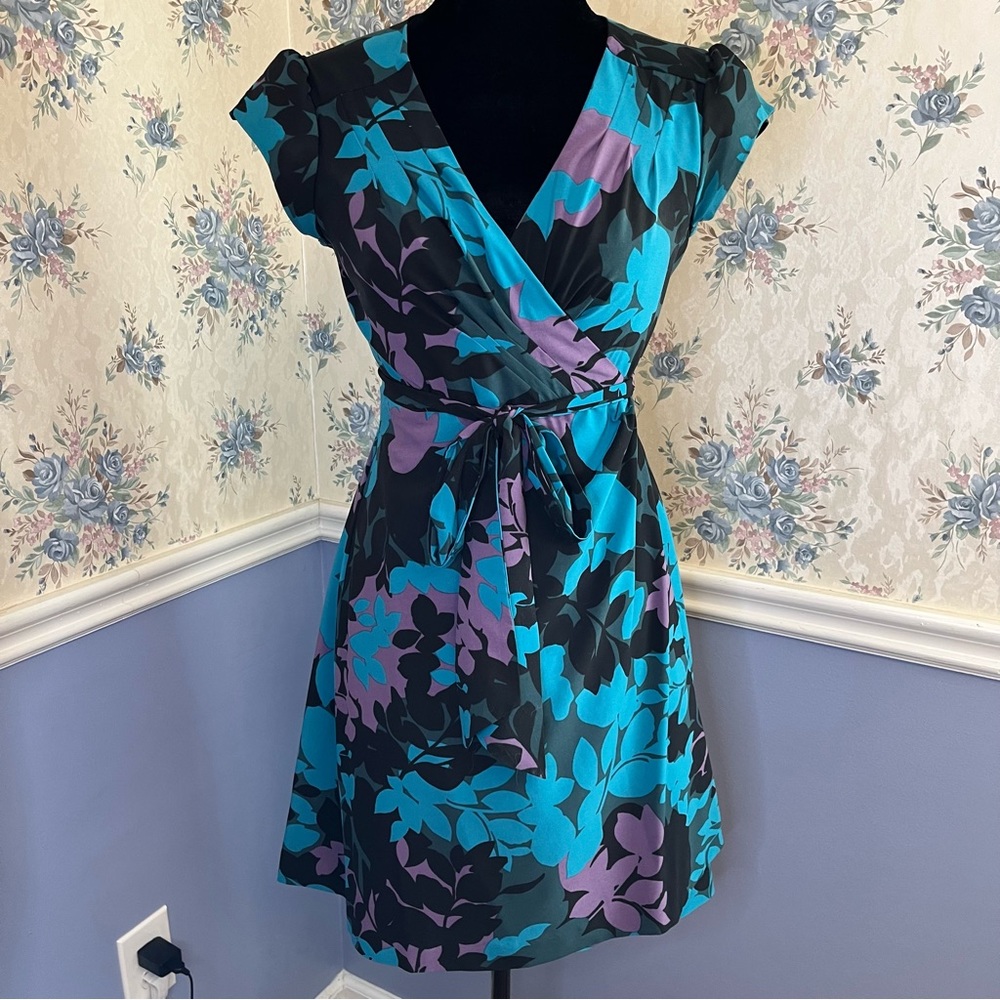 Banana Republic blue floral print wrap dress, Size 2